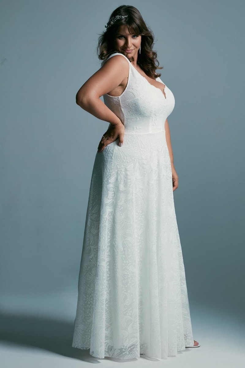 Suknia ślubna plus size glamour